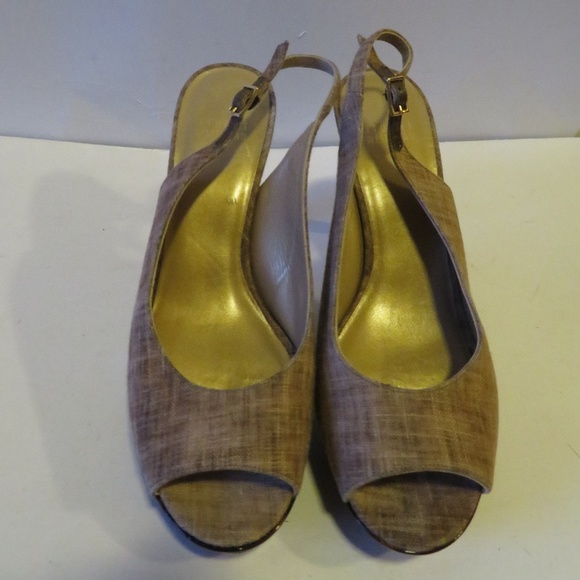 STUART WEITZMAN TAN CANVAS OPEN-TOE HEELS 7.5 - Picture 2 of 6